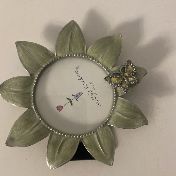 Round Floral Enamel Picture Frame Small Circle Metal 3 x 3 inch photo